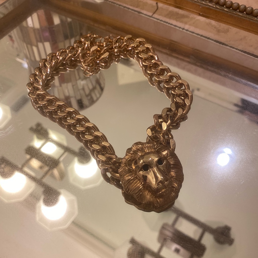 Forever21 Tiger Chocked Chain Necklace Gold 15$